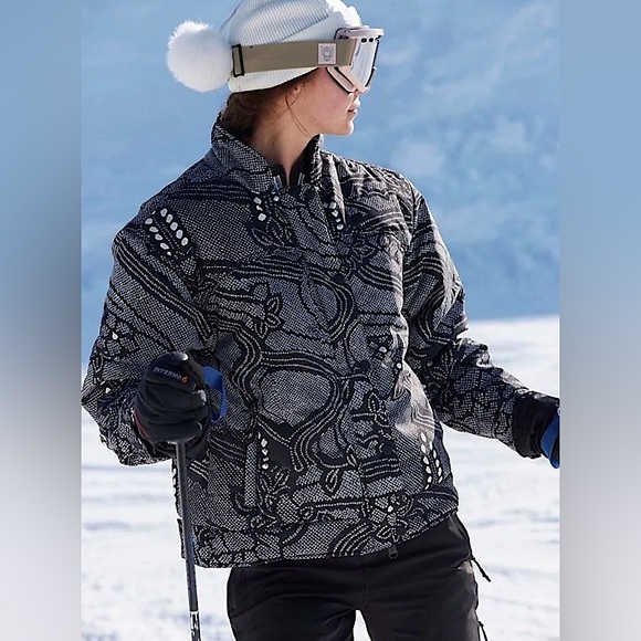 NEW Free People Bunny Slope Printed Puffer Jacket In Midnight Combo - Picture 1 of 16